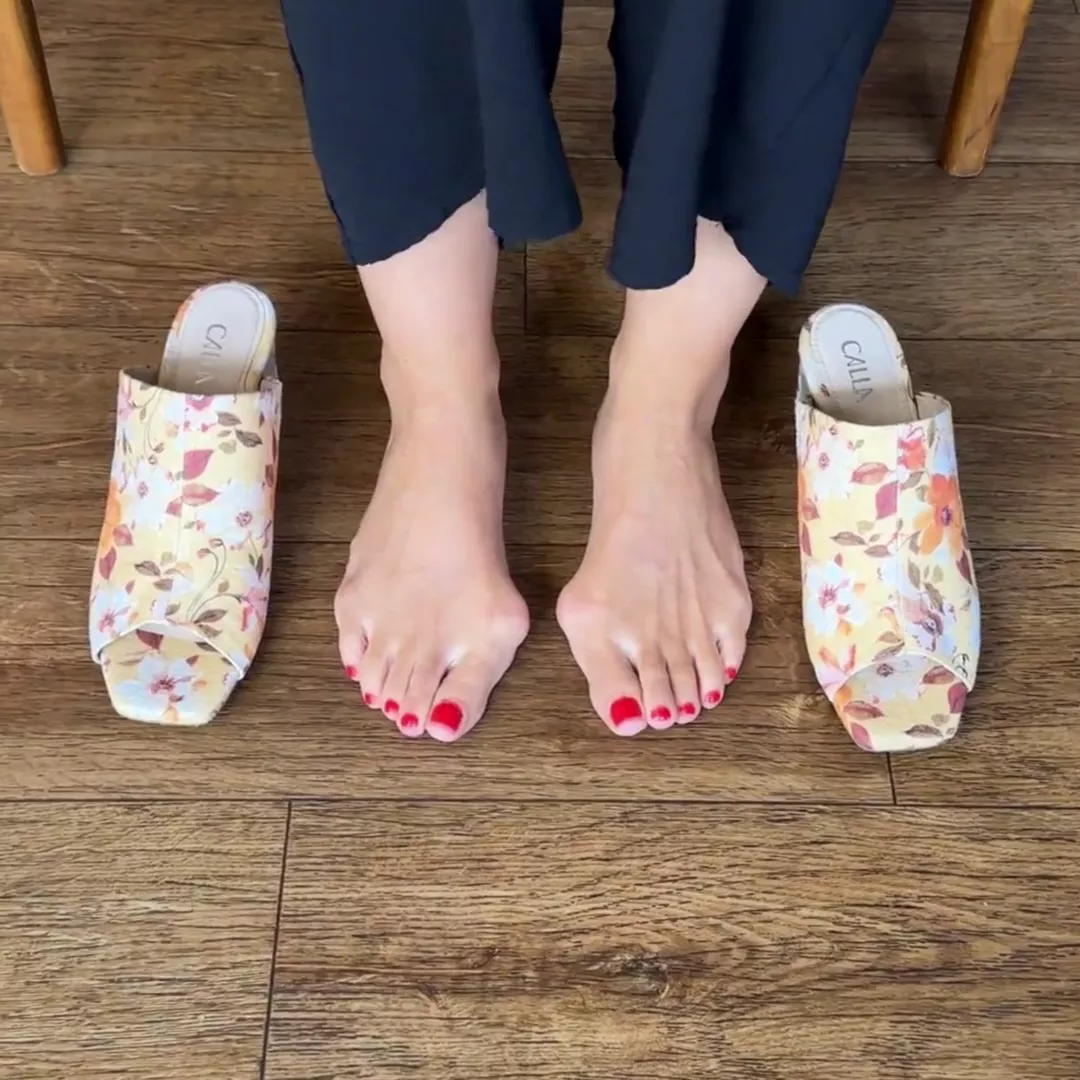 Debbie - Yellow Floral Mules - Image 3