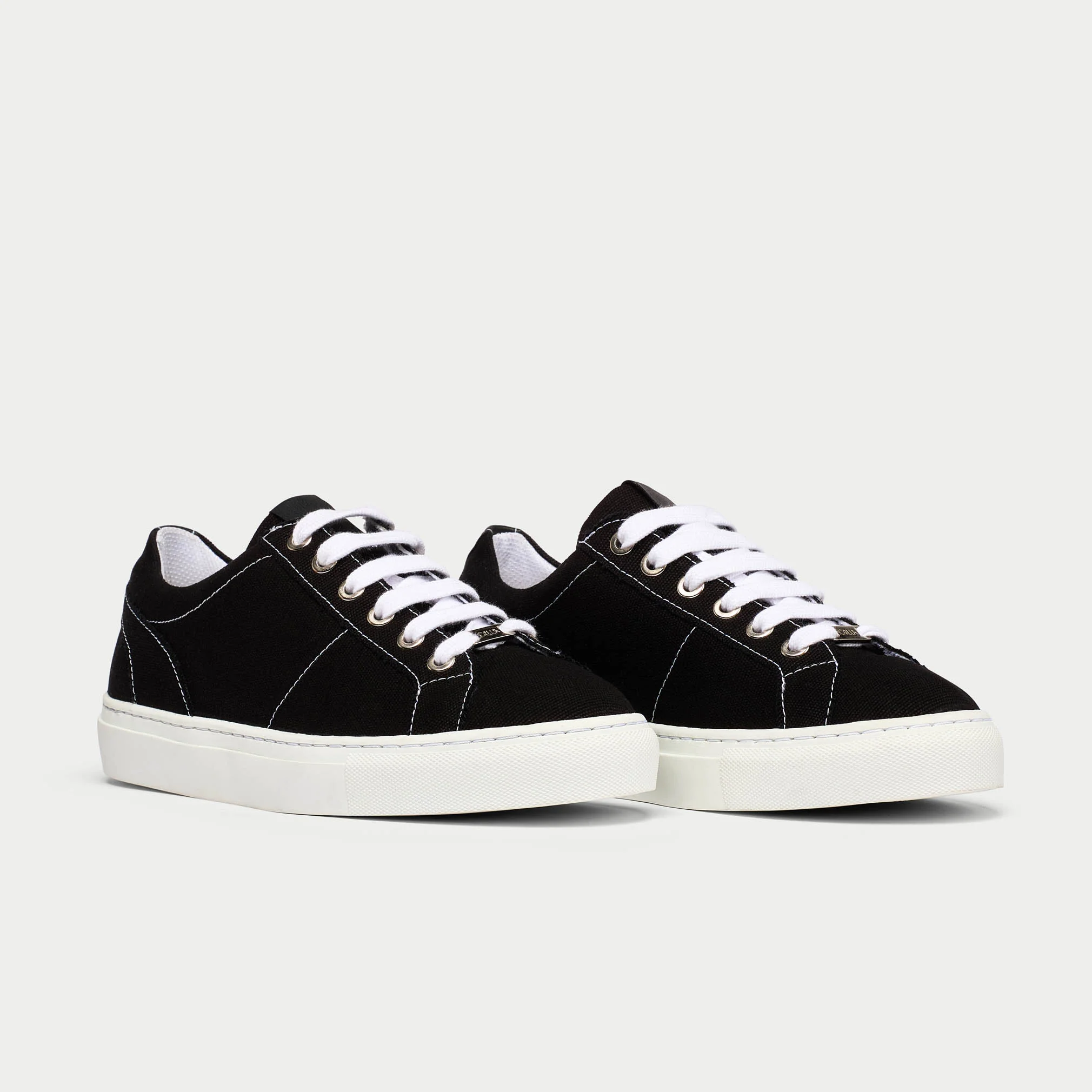 Luna Vegan - Black Wide Fit Trainers - Image 4